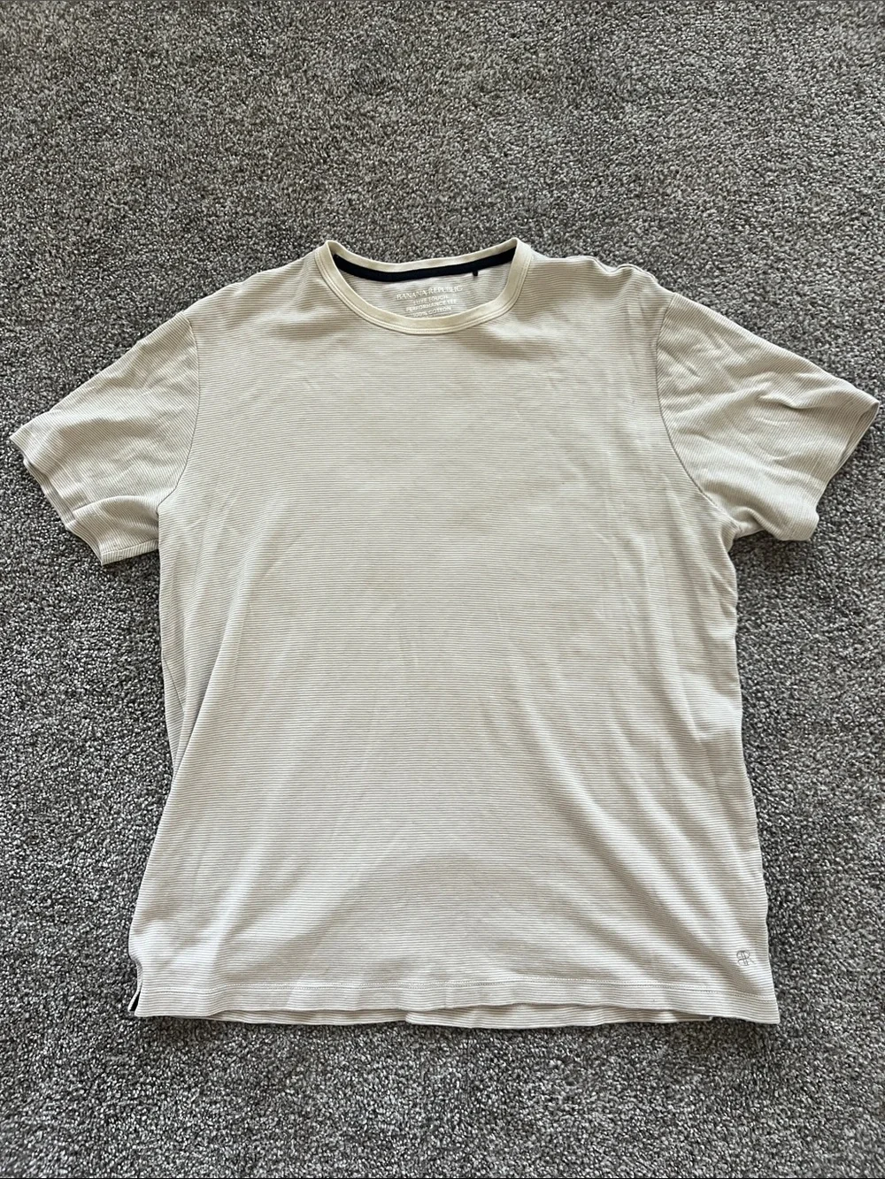 Banana Republic Men's Short Sleeve Crew T-Shirt in Light Beige